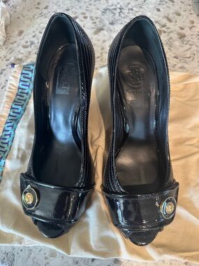 Tory Burch Black Patent Peep-Toe Pumps with Gold Logo Accents with Dust Bag